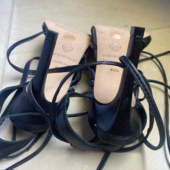 Black Strap on Heals - Picture 6 of 6